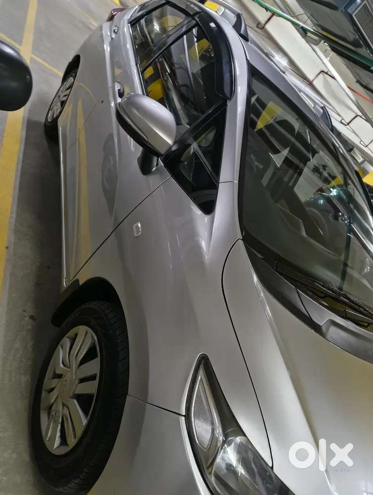 Honda Jazz, Mint Condition Car For Sale, Showroom Serviced & New Tyres