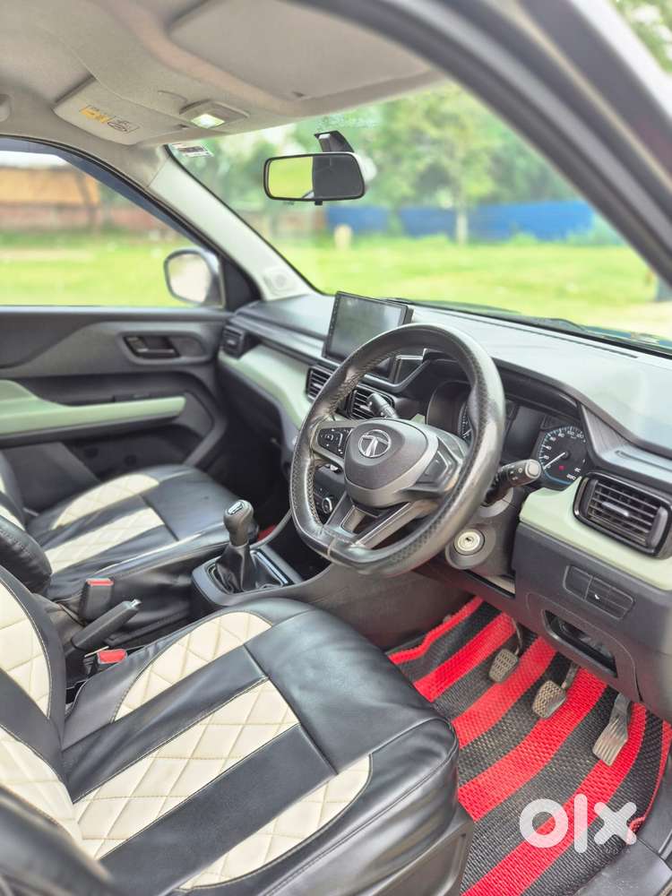 Tata Punch 1.2 Revotron Adventure Camo, 2022, Petrol