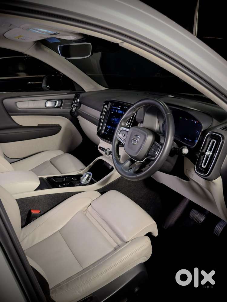 Volvo Xc40 B4 Ultimate, 2022, Petrol