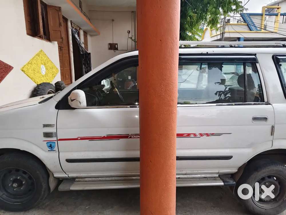 Chevrolet Tavera Neo 2013