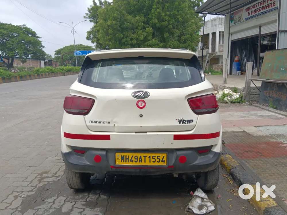 Mahindra Kuv 100 2018