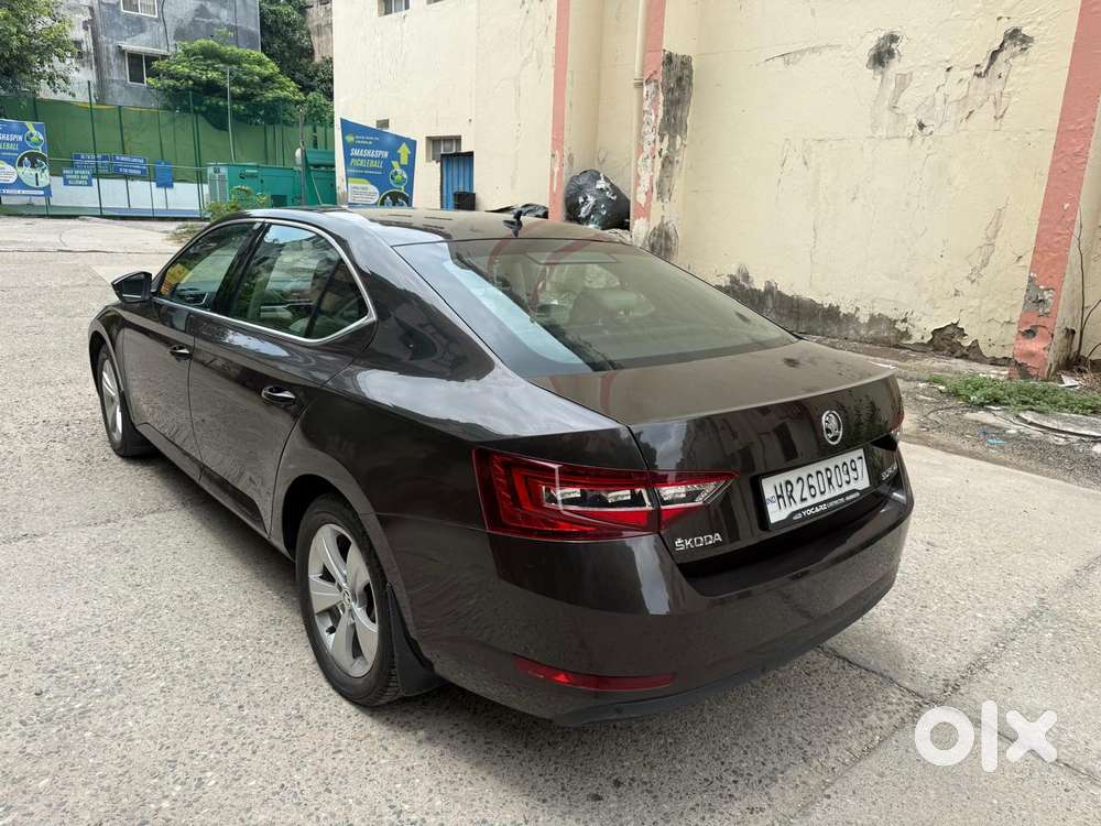 Skoda Superb Style 2.0 Tdi At, 2018, Petrol