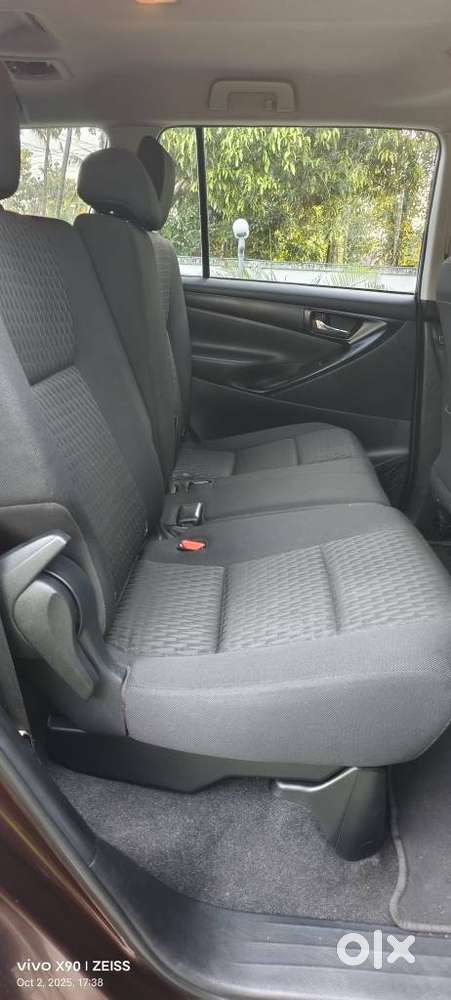 Toyota Innova Crysta 2.4 G Mt, 2017, Diesel