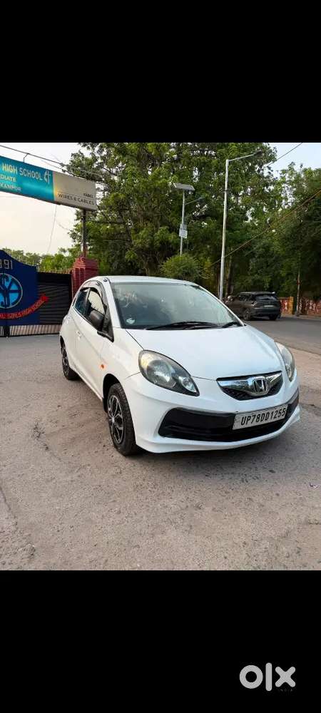 Honda Brio 2014 Petrol Well Maintained