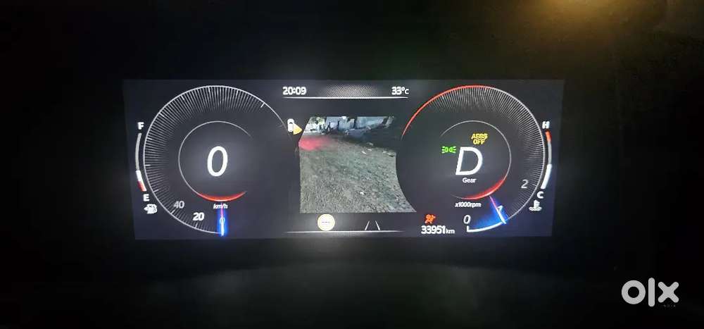Mahindra Xuv700 2024 December 1st Week - Diesel 33000 Km Driven