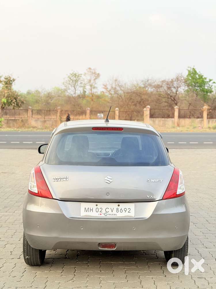 Maruti Suzuki Swift Vxi + Manual, 2013, Petrol