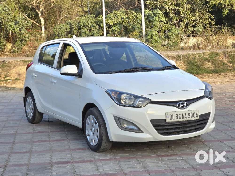 Hyundai I20 Sportz At 1.4, 2013, Diesel