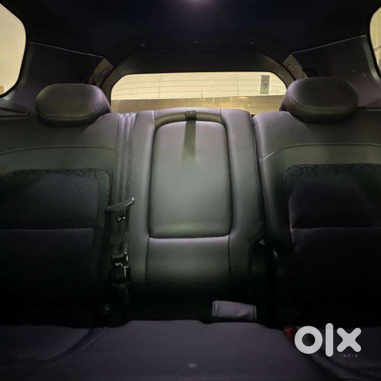 Tata Safari Adventure Plus Dark Edition At, 2025, Diesel