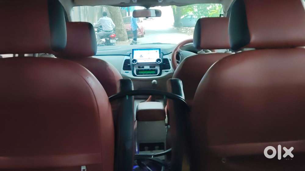 Toyota Innova 2.5 V 7 Str, 2011, Diesel