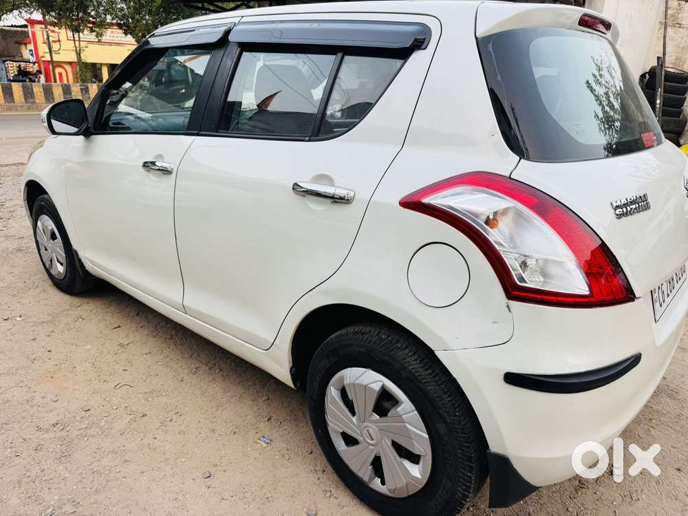 Maruti Suzuki Swift Vxi Deca, 2016, Petrol