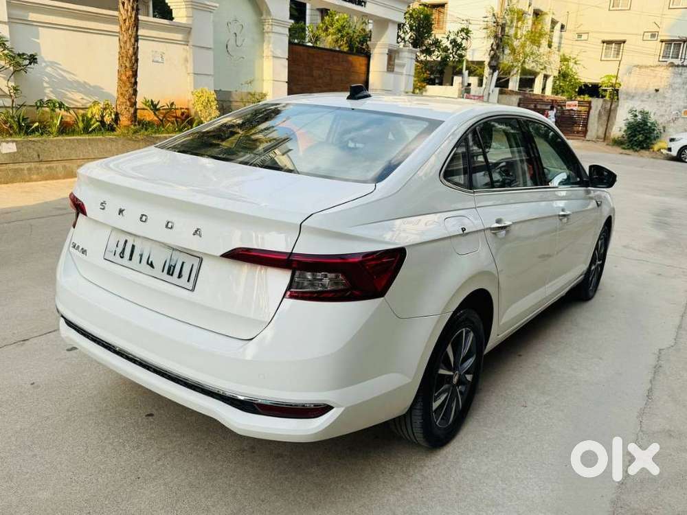 Skoda Slavia 1.0 Tsi Style, 2023, Petrol