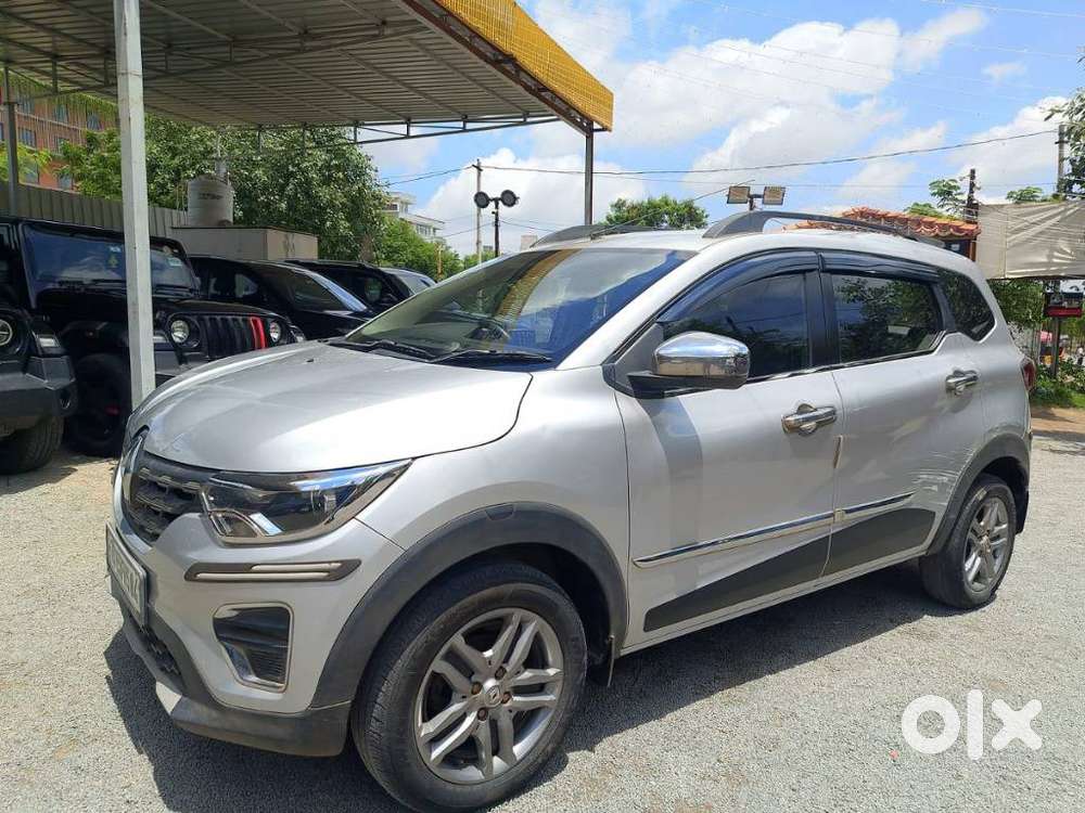 Renault Triber Rxz, 2022, Petrol