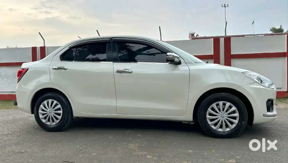 Maruti Suzuki Dzire 2018 Diesel 64000 Km Driven 1st Owner