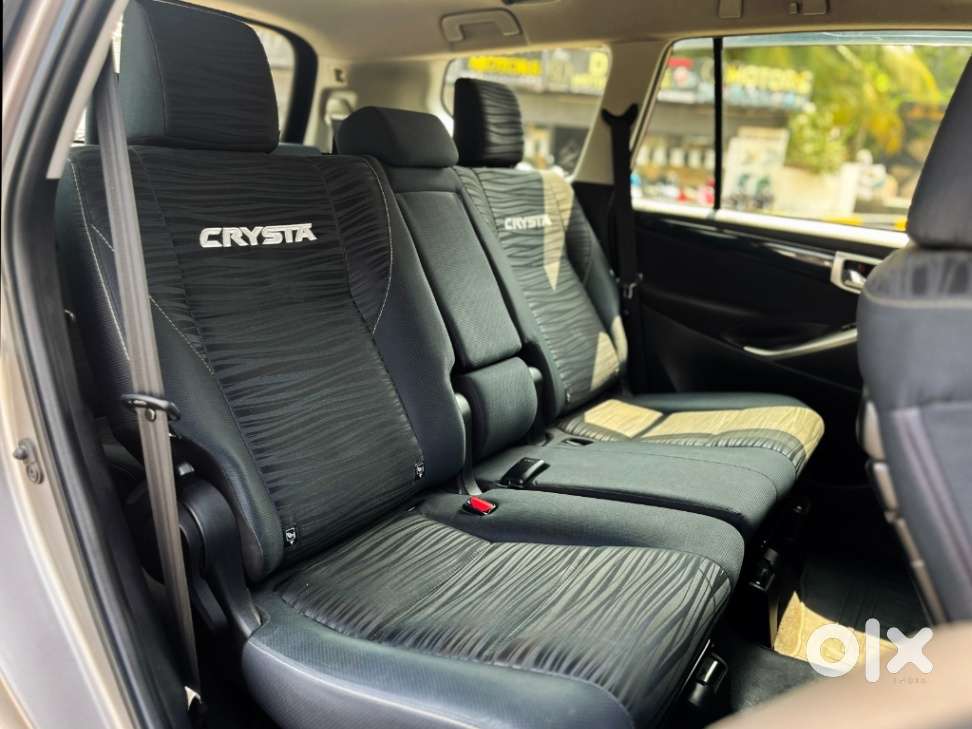Toyota Innova Crysta 2.4 V, 2019