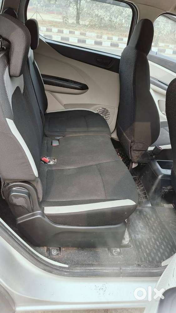 Renault Triber Rxl, 2022, Petrol