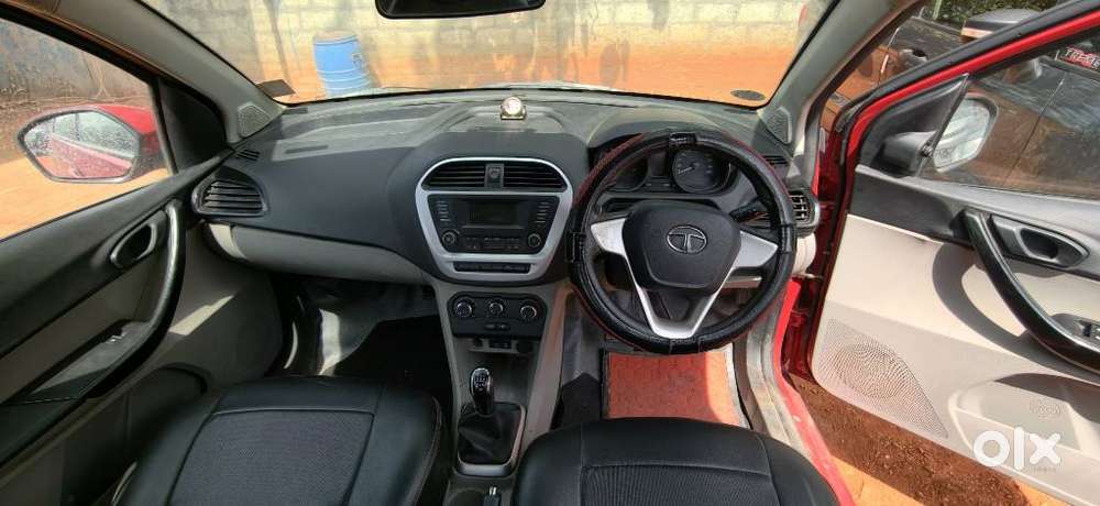 Tata Tiago 1.2 Revotron Xt (o), 2016, Petrol