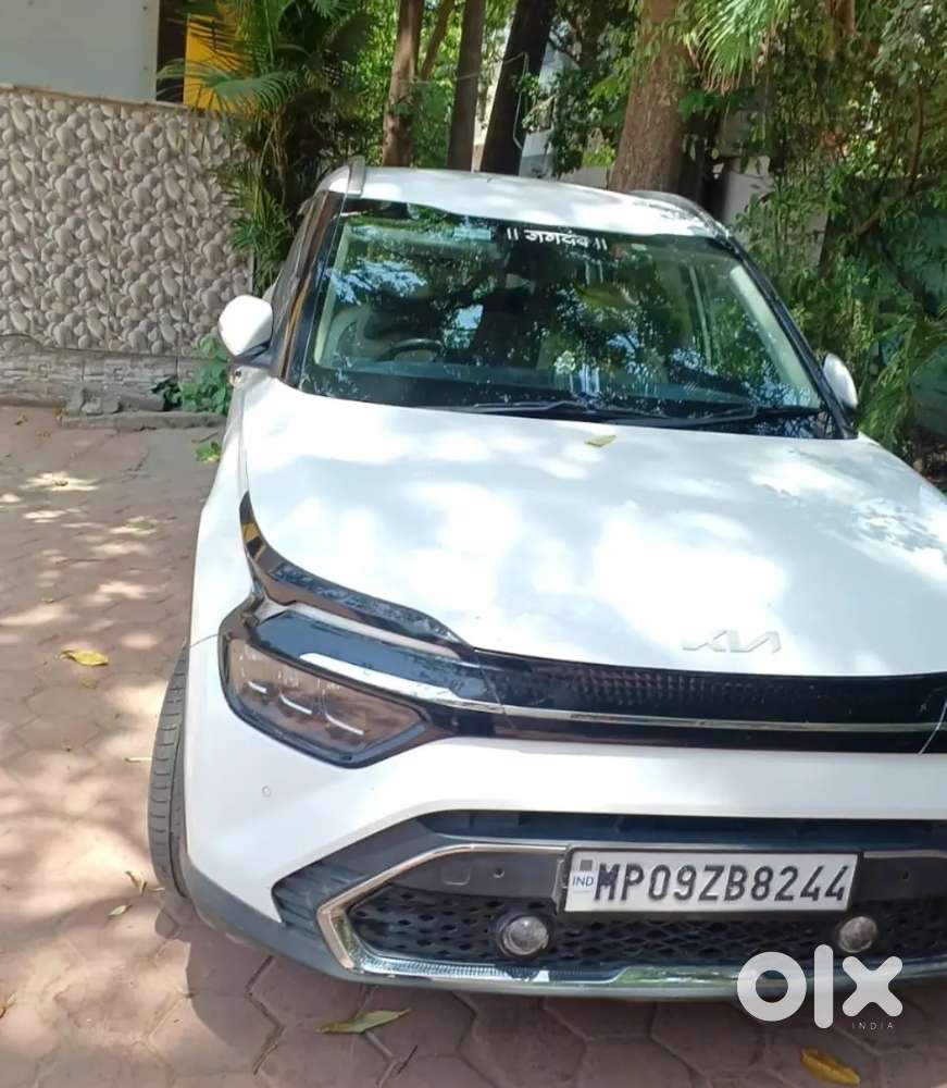 Kia Carens 2022 Diesel 110000 Km Driven