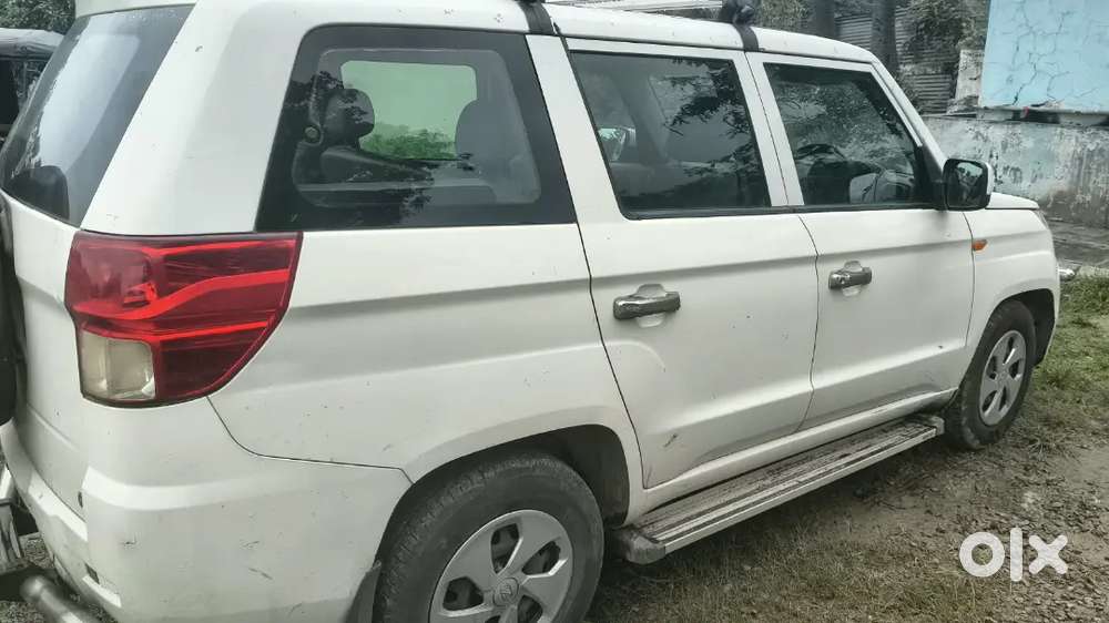 Mahindra Tuv 300 Plus 2018