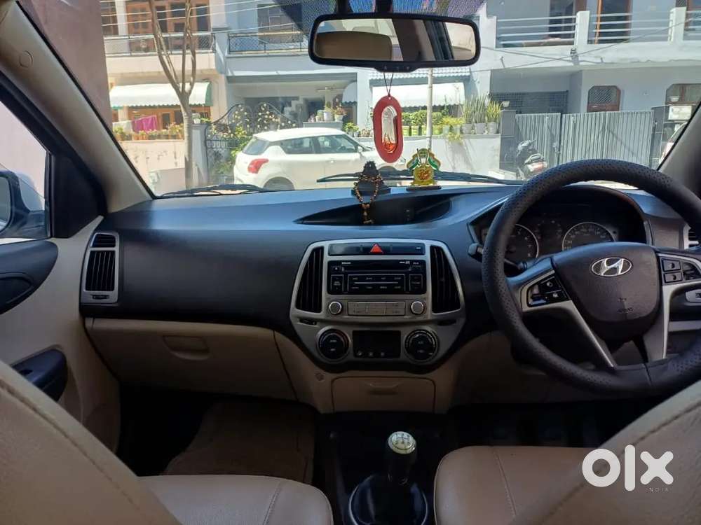 A1 Condition I20 Sports 1st Owner Petrol