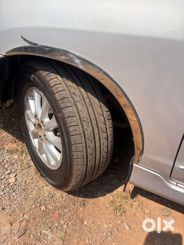 Toyota Innova Diesel 2014