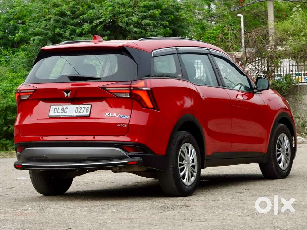 Mahindra Xuv700 2.0 Ax 3 Petrol Mt 5 Str, 2022, Petrol