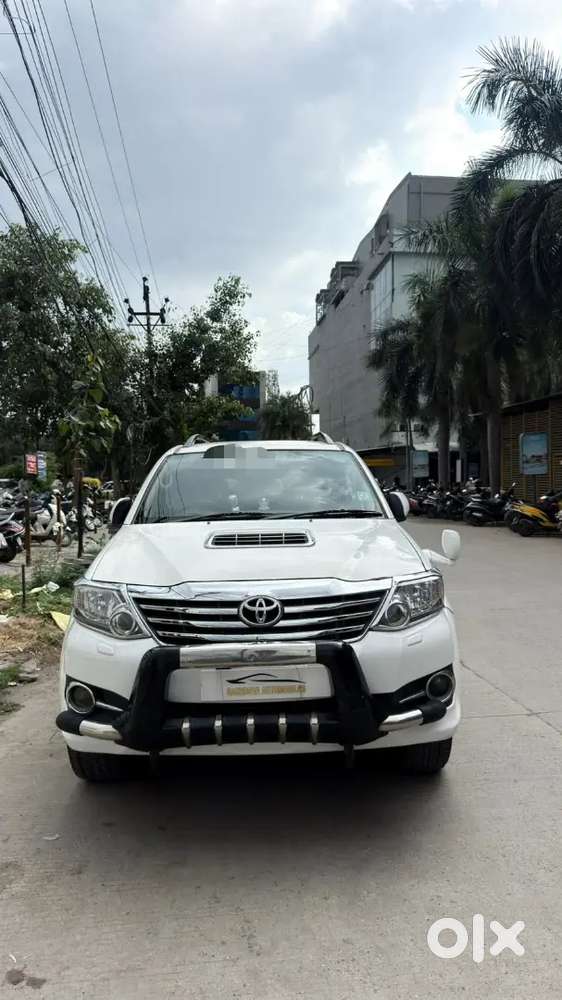Toyota Fortuner Diesel At 2013