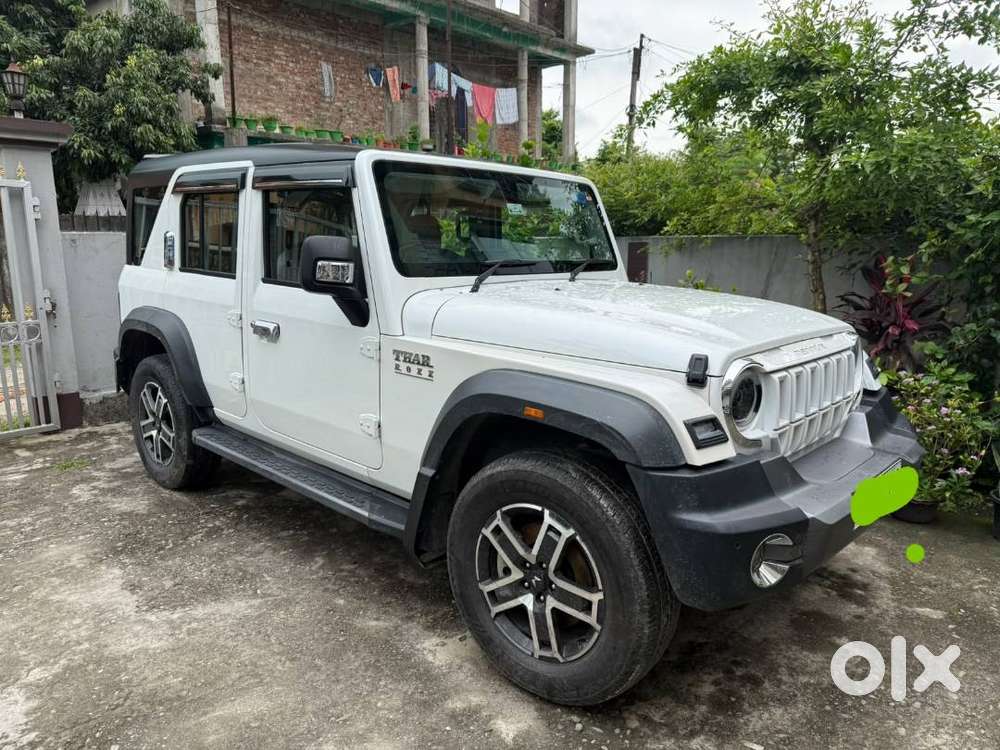 Mahindra Thar Roxx 2025 Petrol Well Maintained