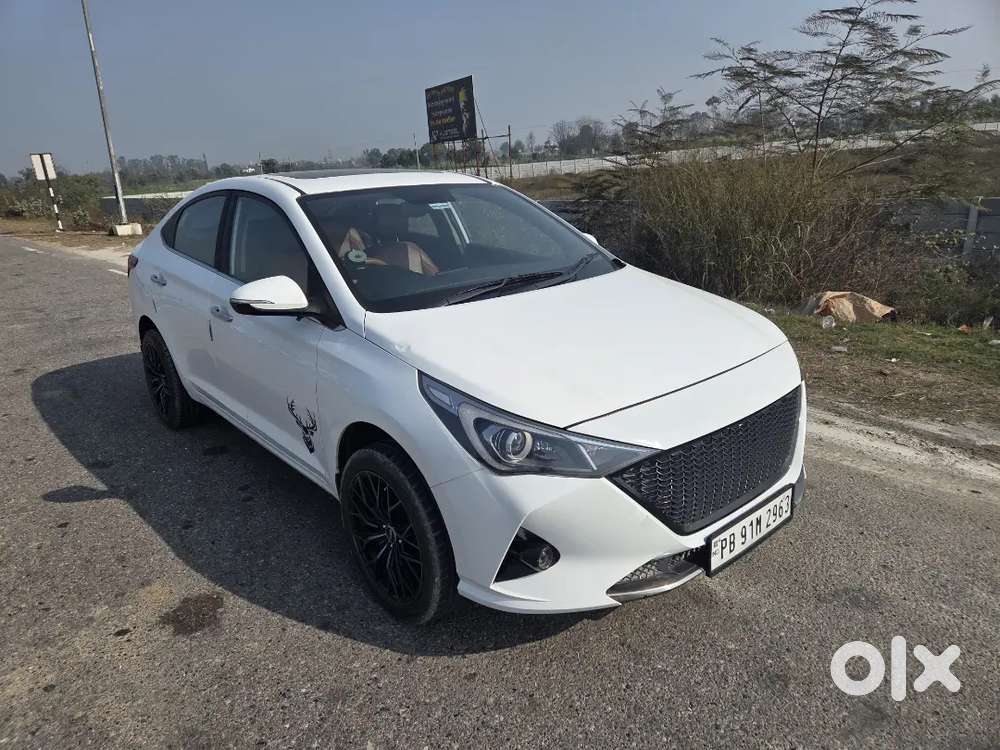 Hyundai Verna 2021 Petrol 28000 Km Driven Top Model Sunroof