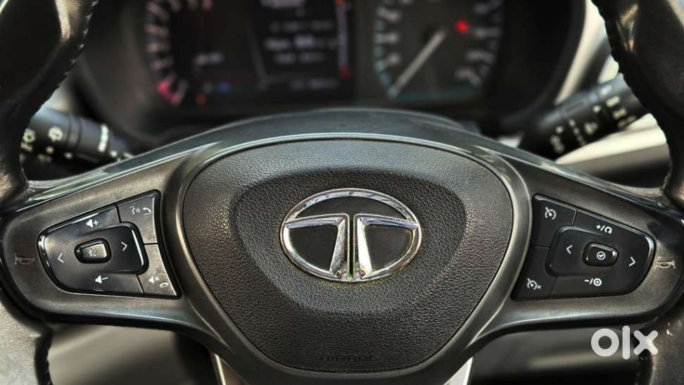 Tata Altroz Xza Petrol, 2020, Petrol