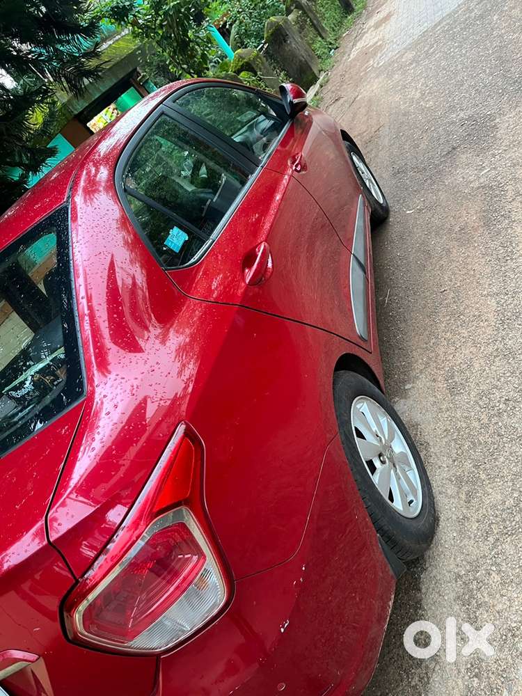 Hyundai Xcent Petrol 2015