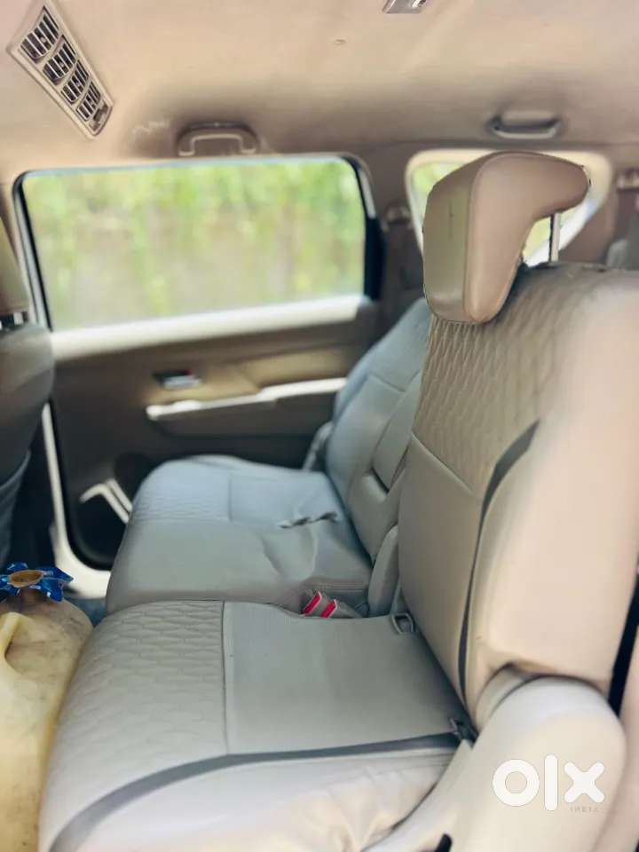 Maruti Suzuki Ertiga 1.5 Vxi, 2022, Petrol