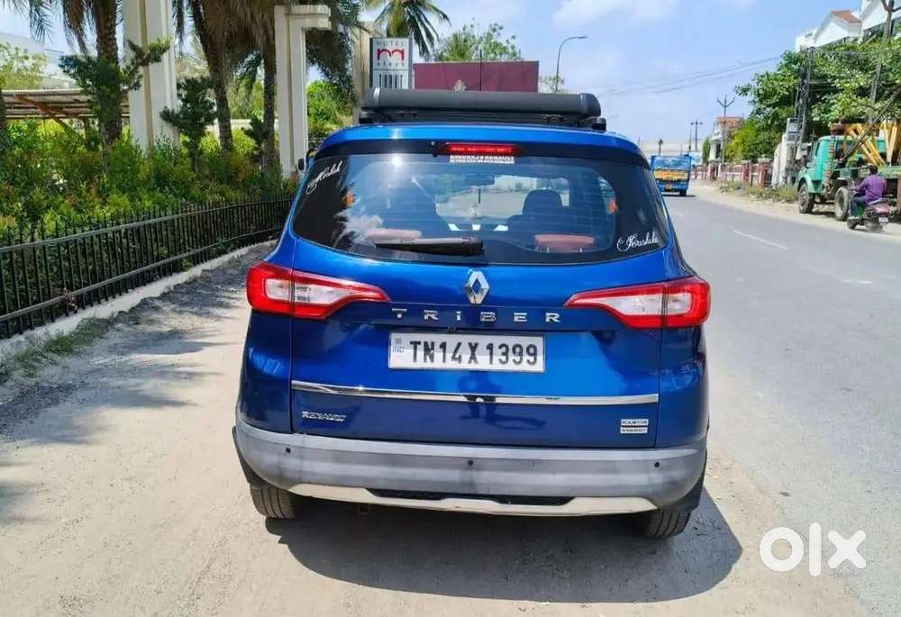 Stylish Blue Renault Triber