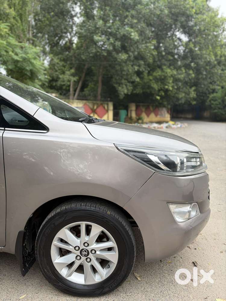 Toyota Innova Crysta 2.8 Zx At, 2017, Diesel