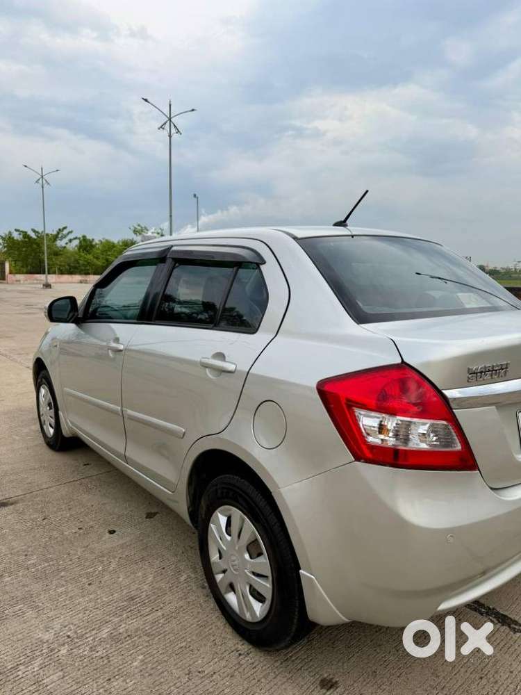 Maruti Suzuki Swift Dzire Vxi Optional, 2014, Petrol