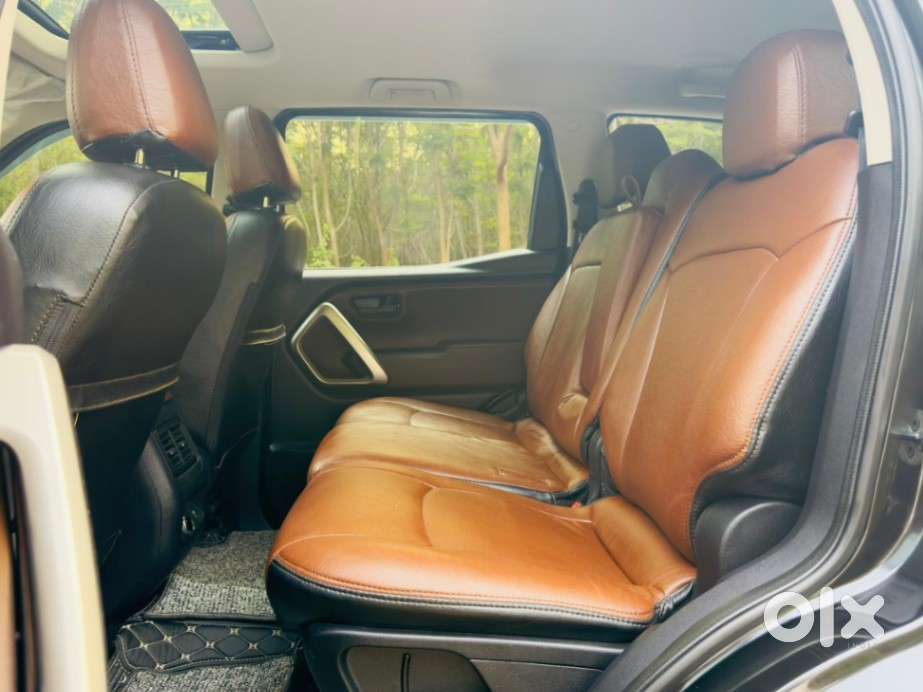 Mahindra Scorpio-n 2.2 Z6 Diesel Mt 7 Str, 2023, Diesel