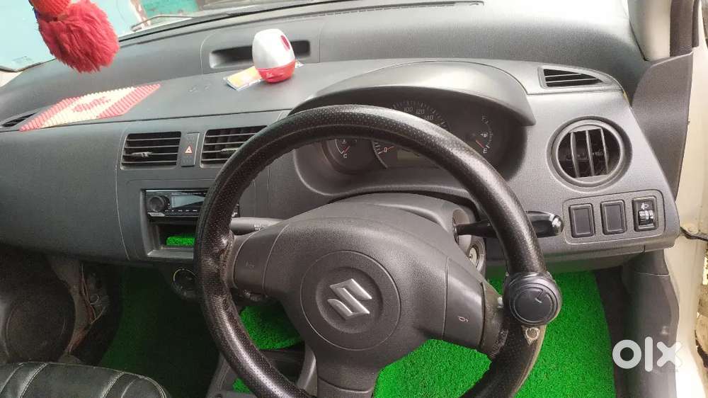Maruti Suzuki Swift Lxi 2009