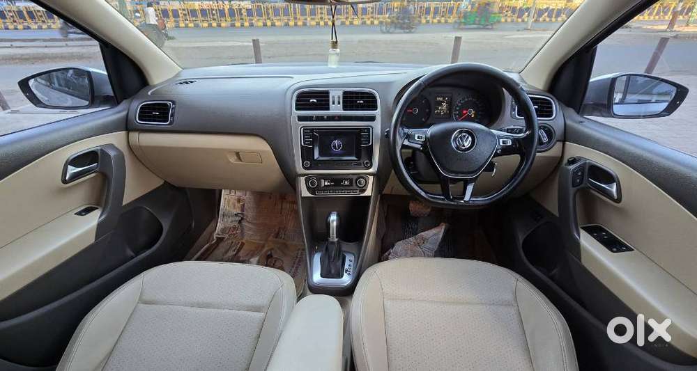 Volkswagen Vento 1.5 Highline Plus At 16 Alloy, 2017, Diesel