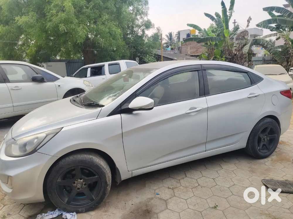 Hyundai Verna 2011 Petrol Well Maintained