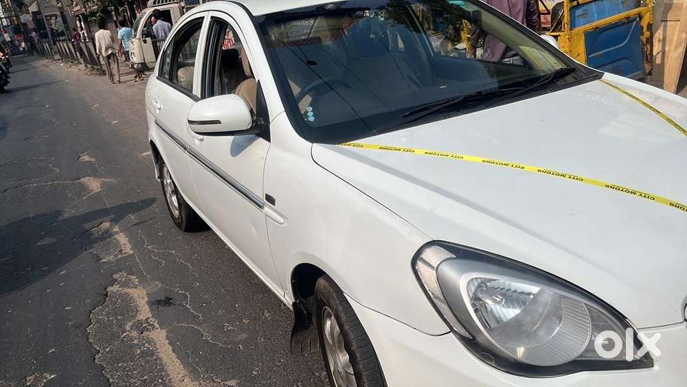 Hyundai Verna 2010 Diesel 70480 Km Driven