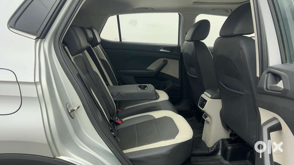 Volkswagen Taigun Topline 1.0 Tsi At (electric Seats), 2022, Petrol