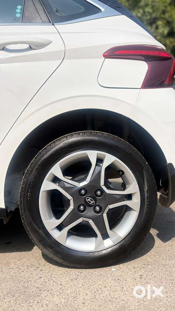 Hyundai New I20 2024 Petrol 22000 Km Driven