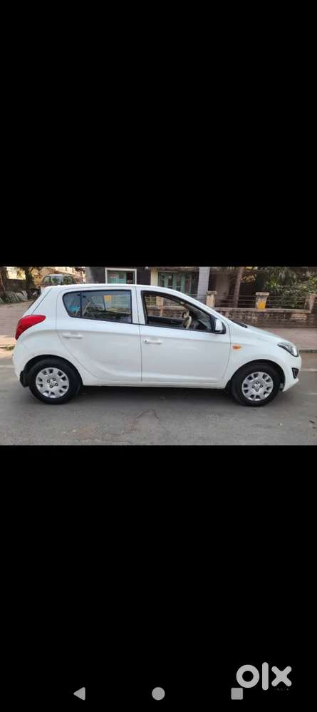 Hyundai I20 Magna, 2012, Petrol