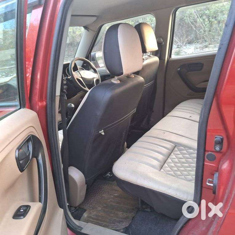 Mahindra Tuv 300 T4 Plus, 2016, Diesel