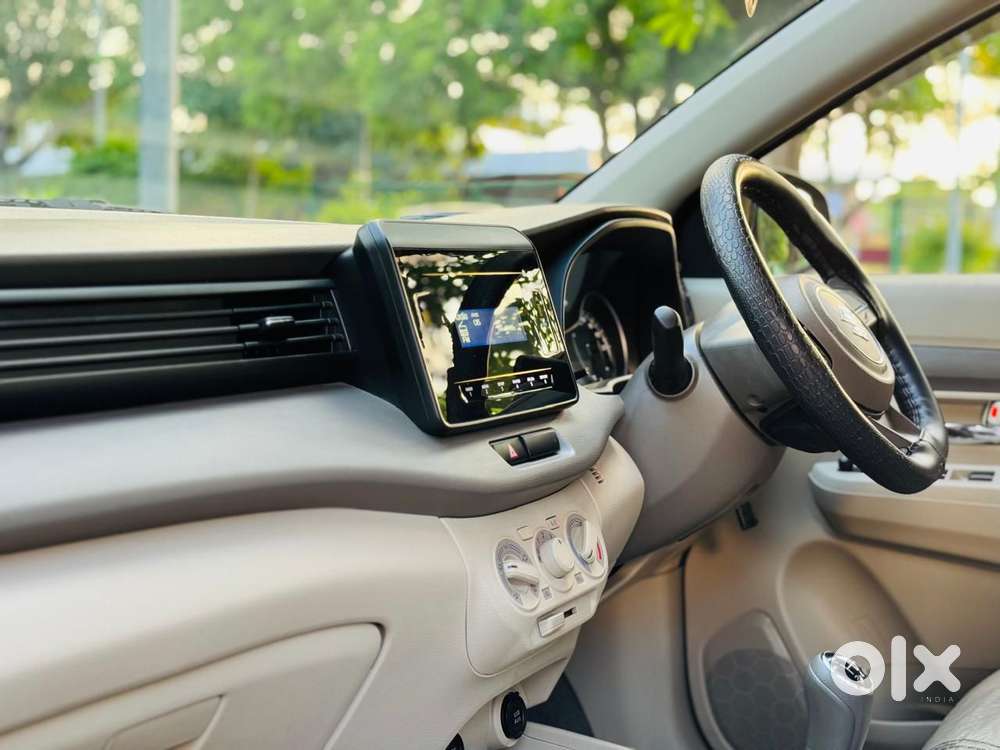 Maruti Suzuki Ertiga 1.5 Vxi, 2025, Cng & Hybrids