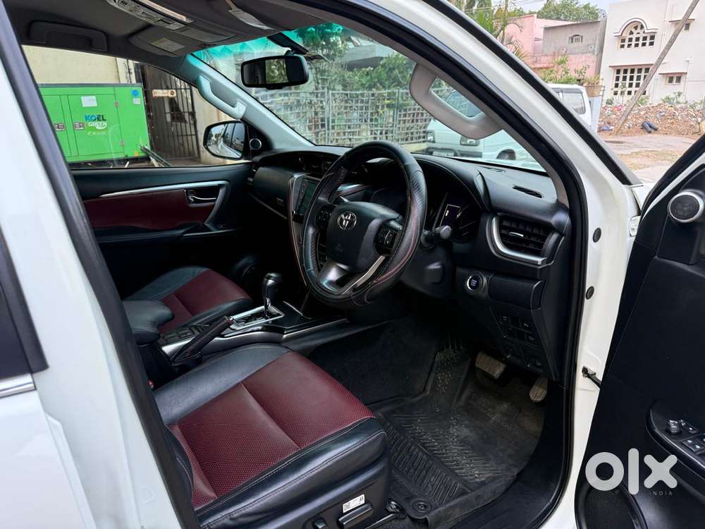 Toyota Fortuner Legender 4x2 At 2.8, 2022, Diesel