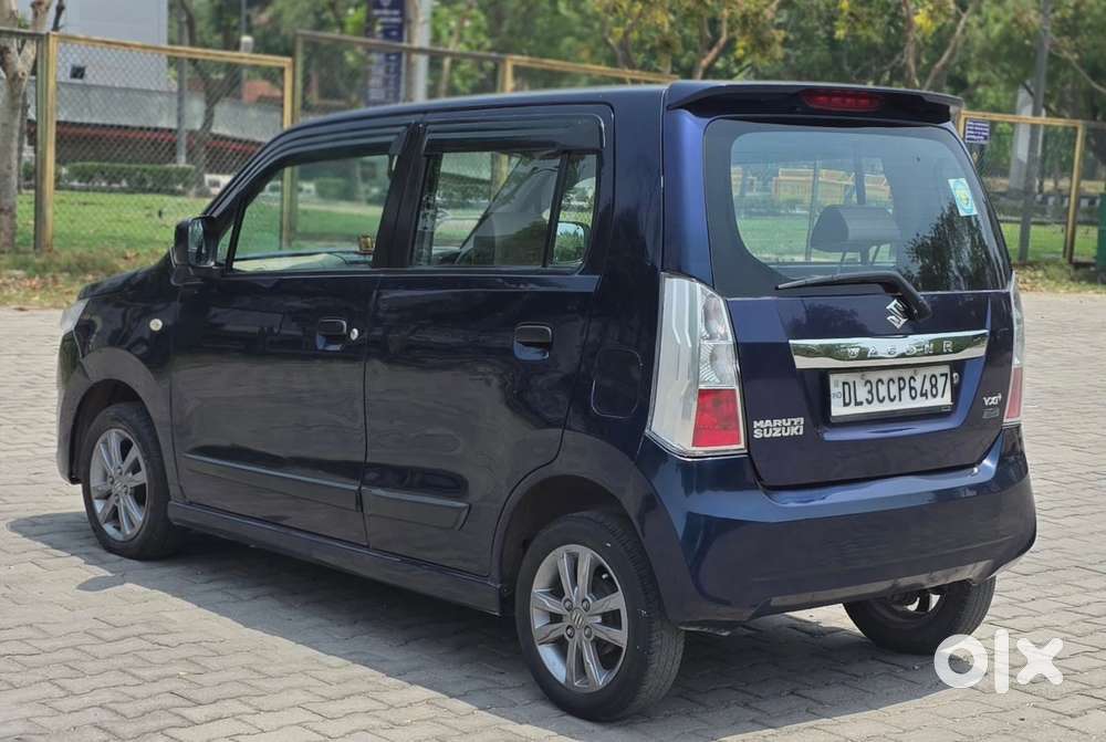 Maruti Suzuki Wagon R Stingray 1.0 Vxi Plus Amt, 2018, Petrol