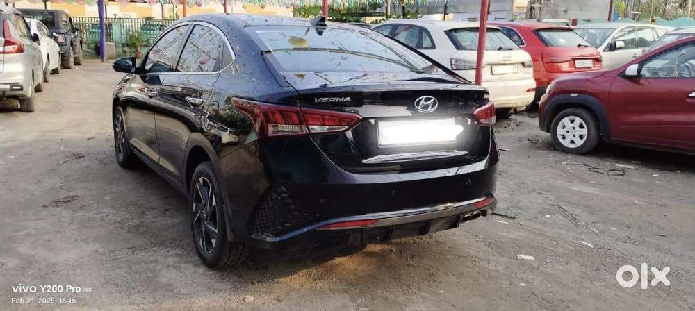 Hyundai Verna 1.0 Sx (o) Turbo Gdi Dct, 2022, Petrol