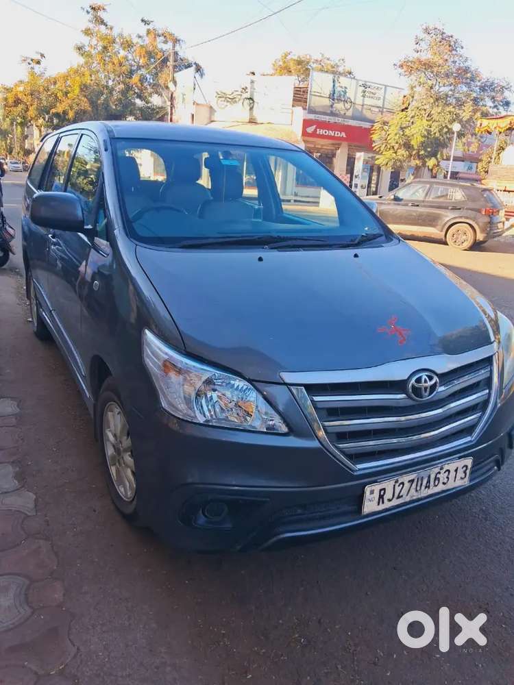 Toyota Innova 2014 Diesel 195000 Km Driven
