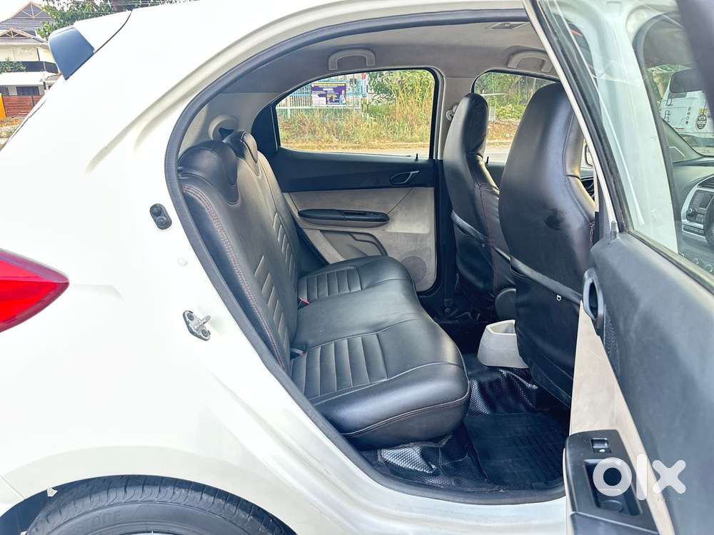 Tata Tiago 1.2 Revotron Xt (o), 2016, Petrol