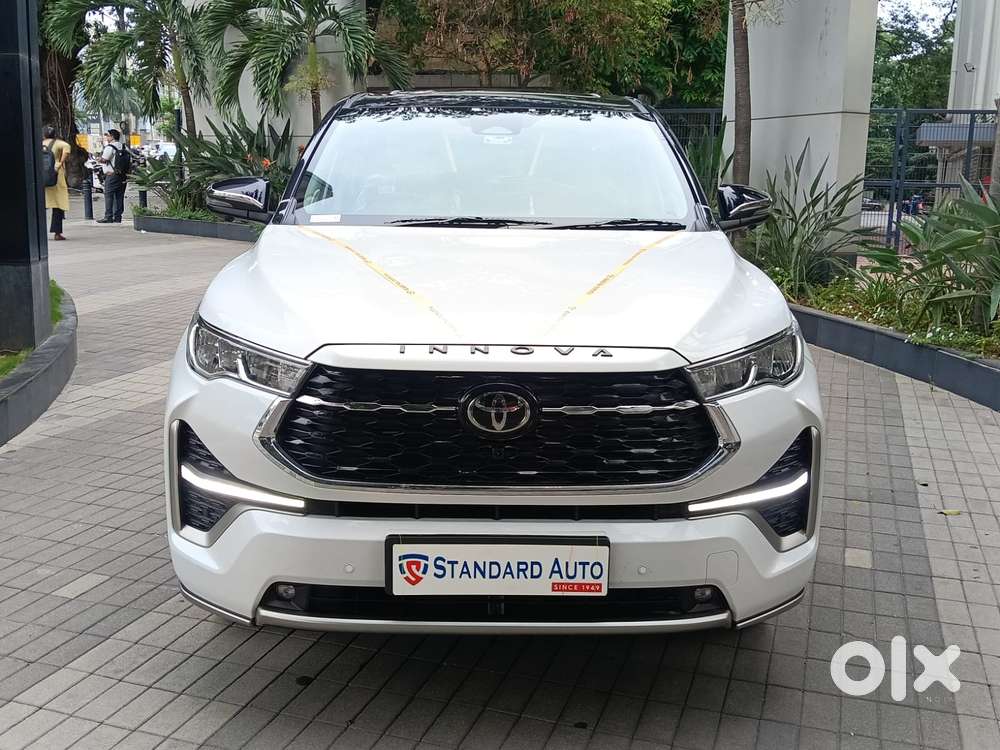 Toyota Innova Hycross 2.0 Zx Hybrid 7 Str, 2025, Petrol